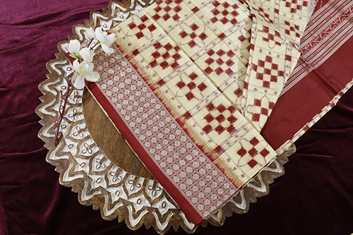 Traditional Bandha Ikat dyeing process